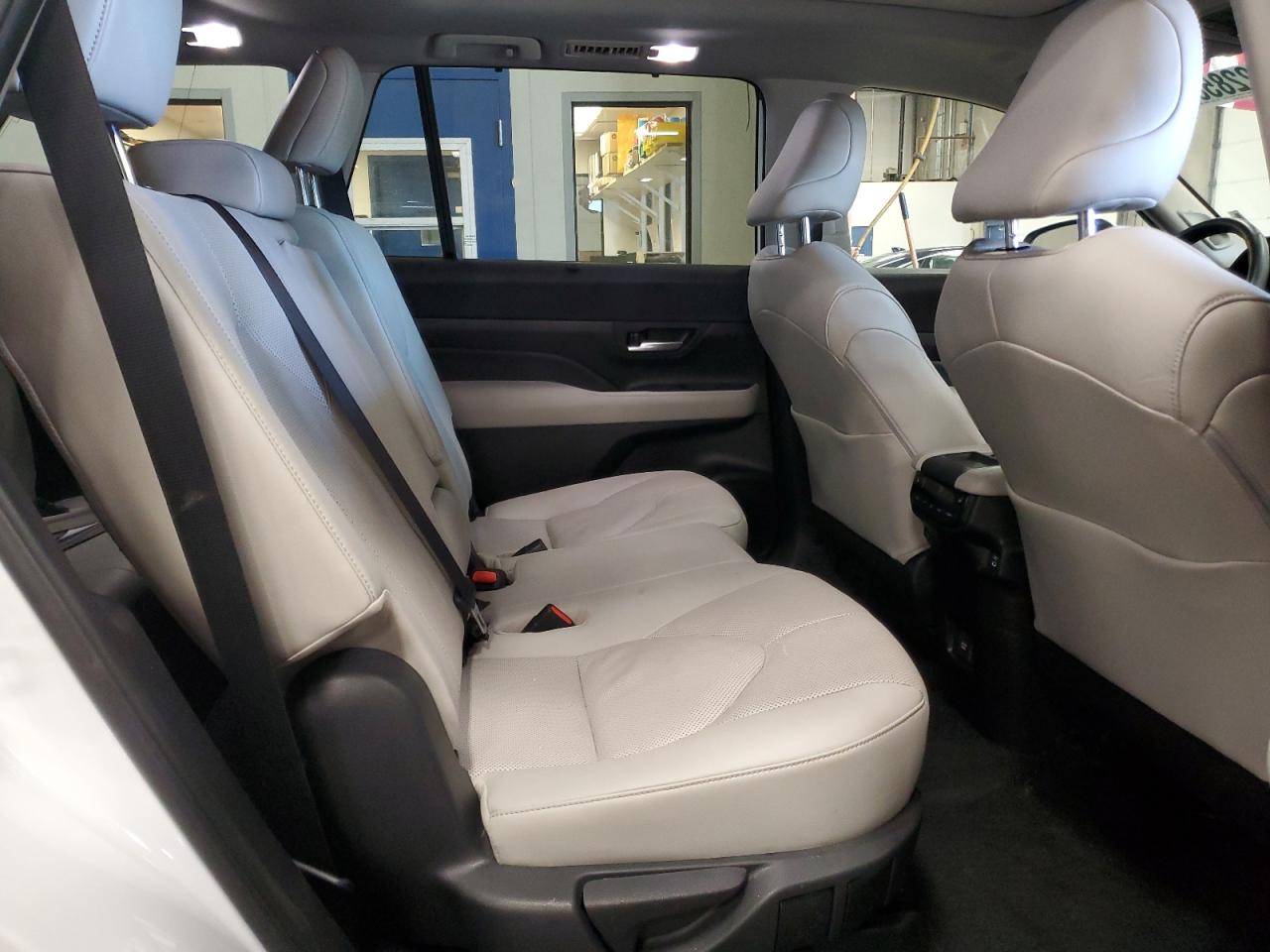 2024 Toyota Grand Highlander Xle VIN: 5TDACAB5XRS024777 Lot: 82285815