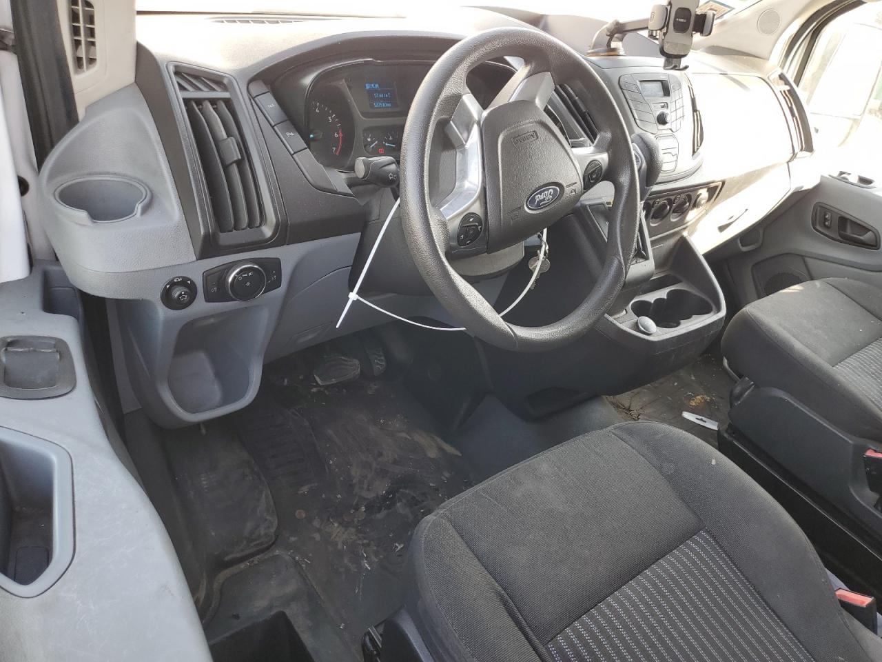 2018 Ford Transit T-250 VIN: 1FTYR2CGXJKB24733 Lot: 82037585