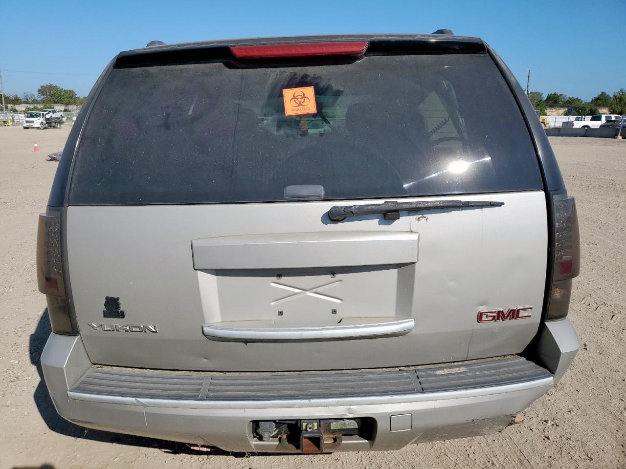 2007 GMC Yukon VIN: 1GKFC13J87R333374 Lot: 84909375