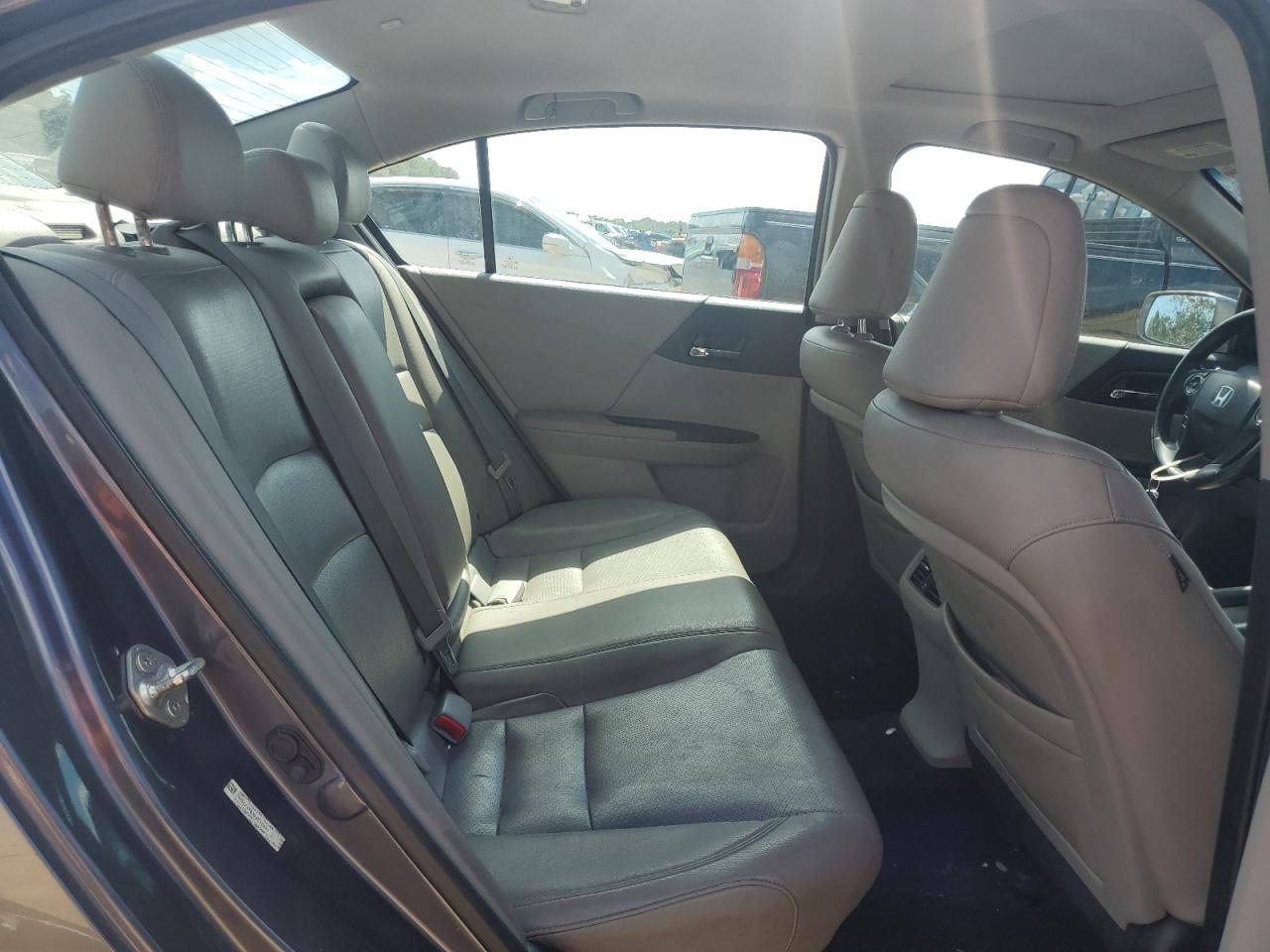 2013 Honda Accord Exl VIN: 1HGCR2F87DA030464 Lot: 85684275