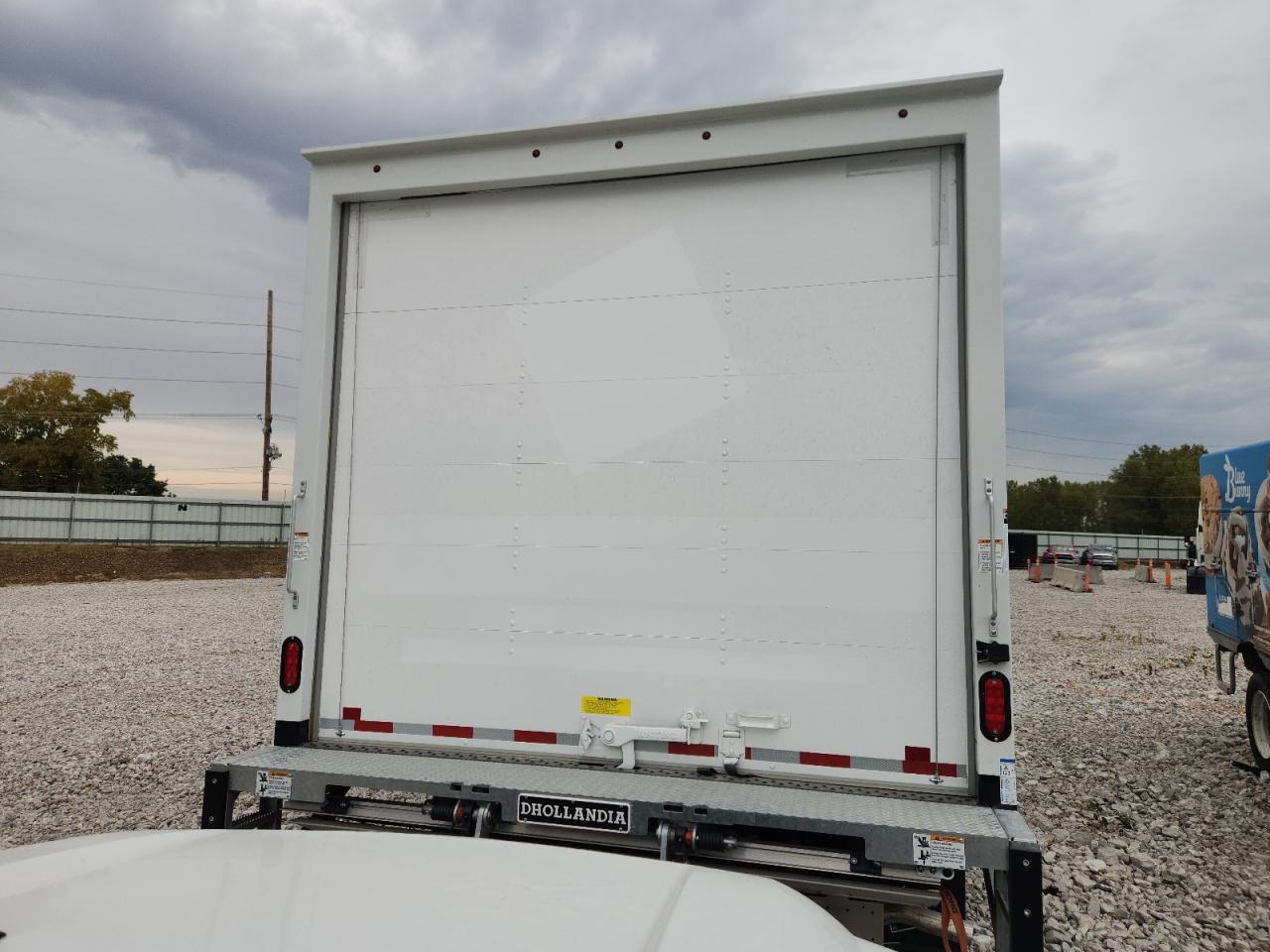 2025 Chevrolet Express G3500 VIN: 1HA3GTF72SN015454 Lot: 86280665