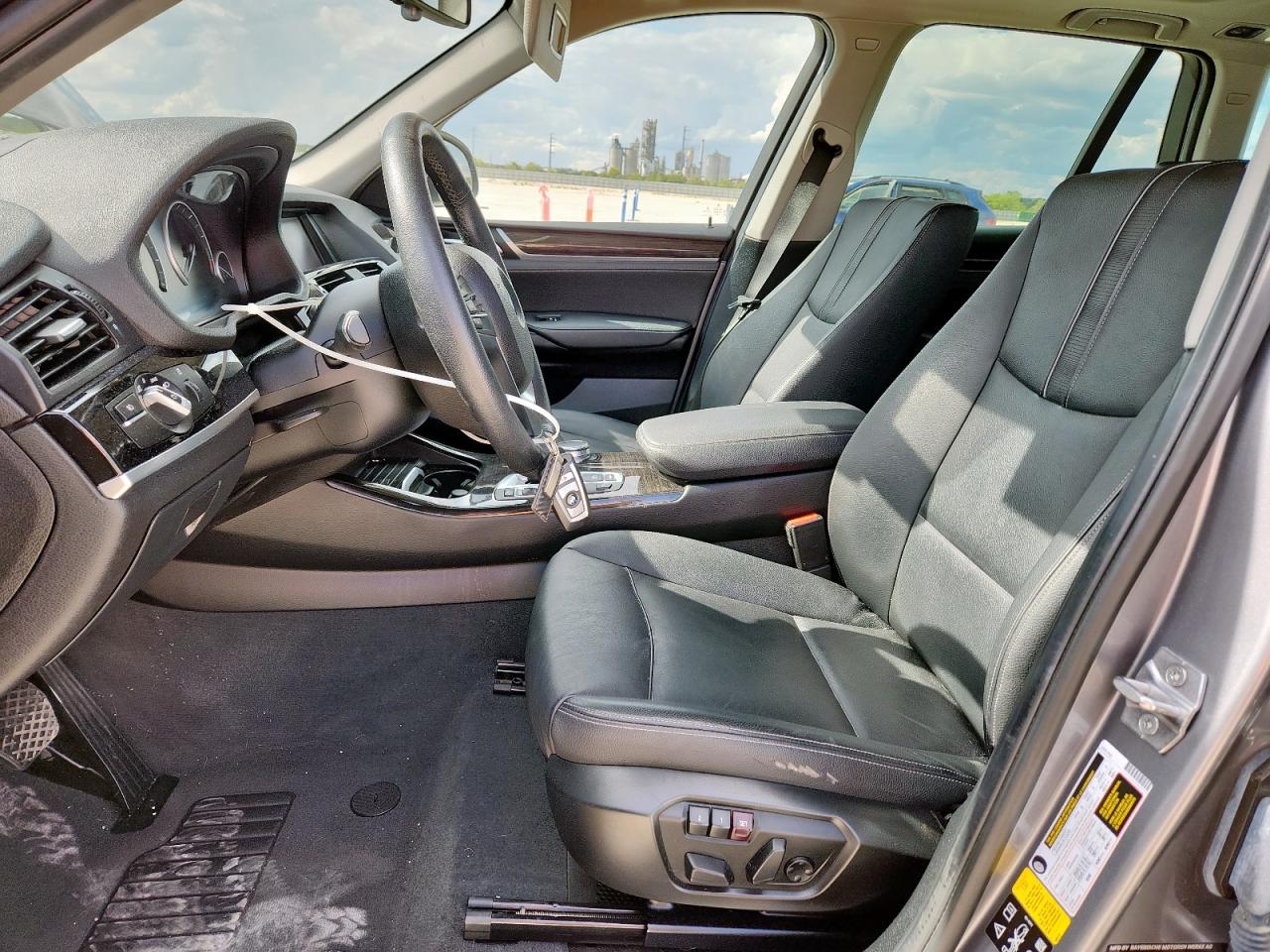 2017 BMW X3 Sdrive28I VIN: 5UXWZ7C30H0V91097 Lot: 85755425