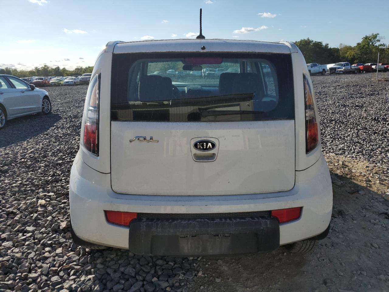 2011 Kia Soul VIN: KNDJT2A11B7713885 Lot: 85346645