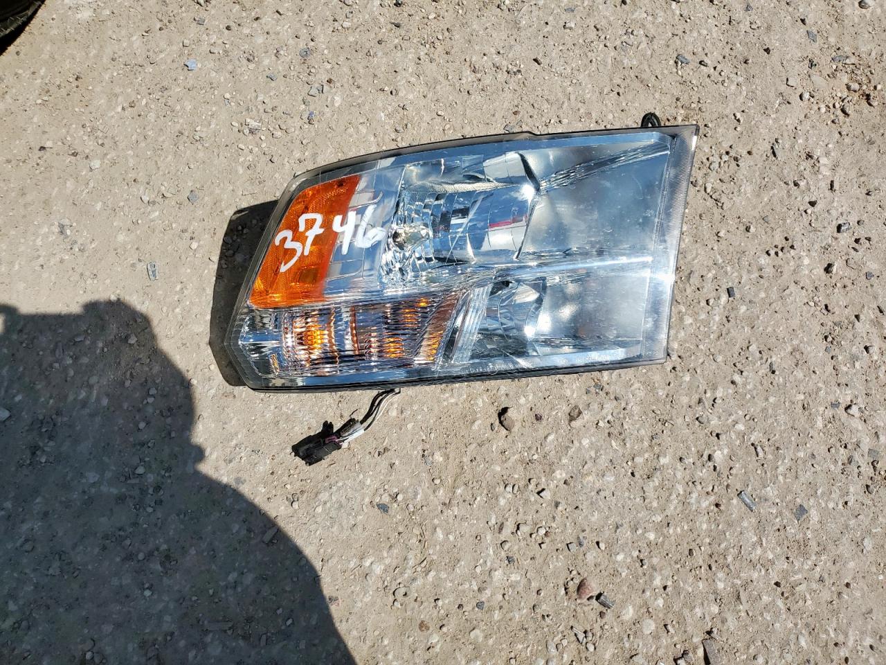 2018 Ram 1500 St VIN: 1C6RR6FG0JS315463 Lot: 84567355