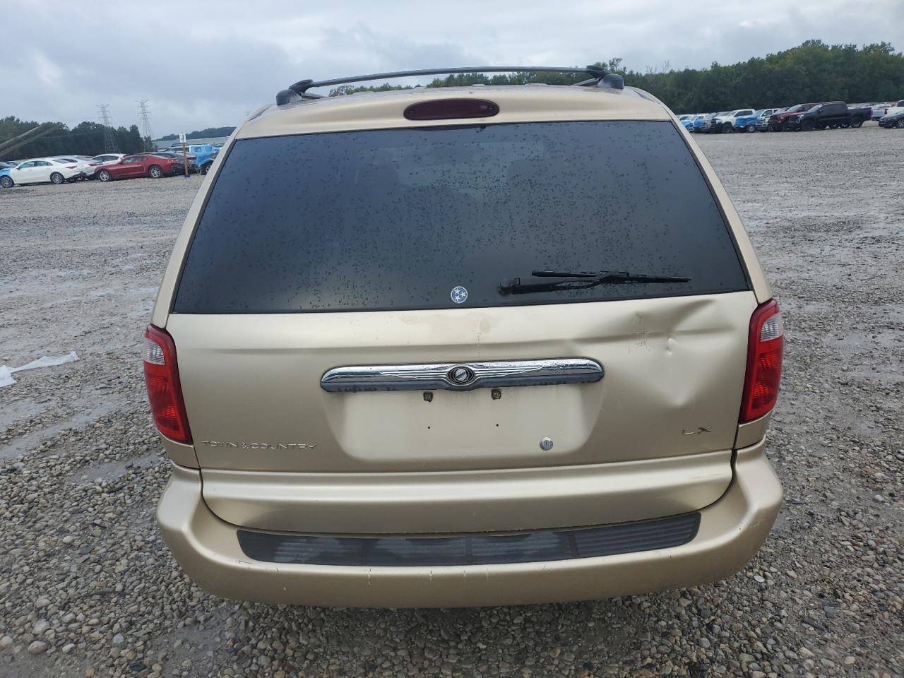 2001 Chrysler Town & Country Lx VIN: 2C4GP44381R279856 Lot: 81527345