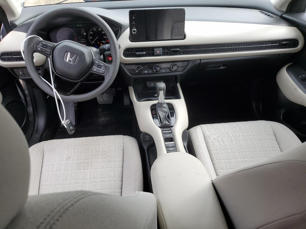 2026 Honda Hr-V Lx VIN: 3CZRZ2H35TM702446 Lot: 85936585