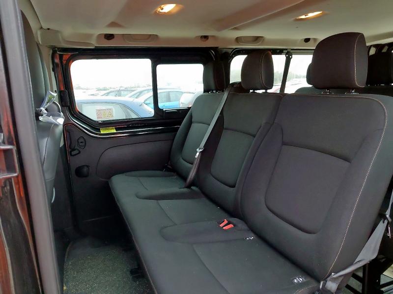 2018 RENAULT TRAFIC LL29 ENERGY DCI 145 SPORT NAV 9 SEATER