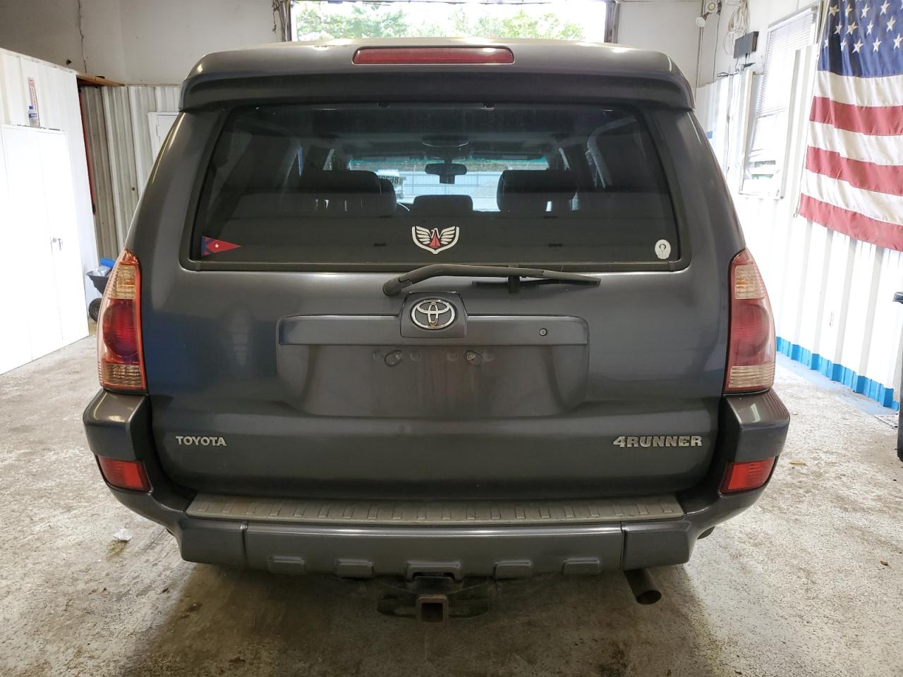2005 Toyota 4Runner Limited VIN: JTEBT17R358024307 Lot: 86225105