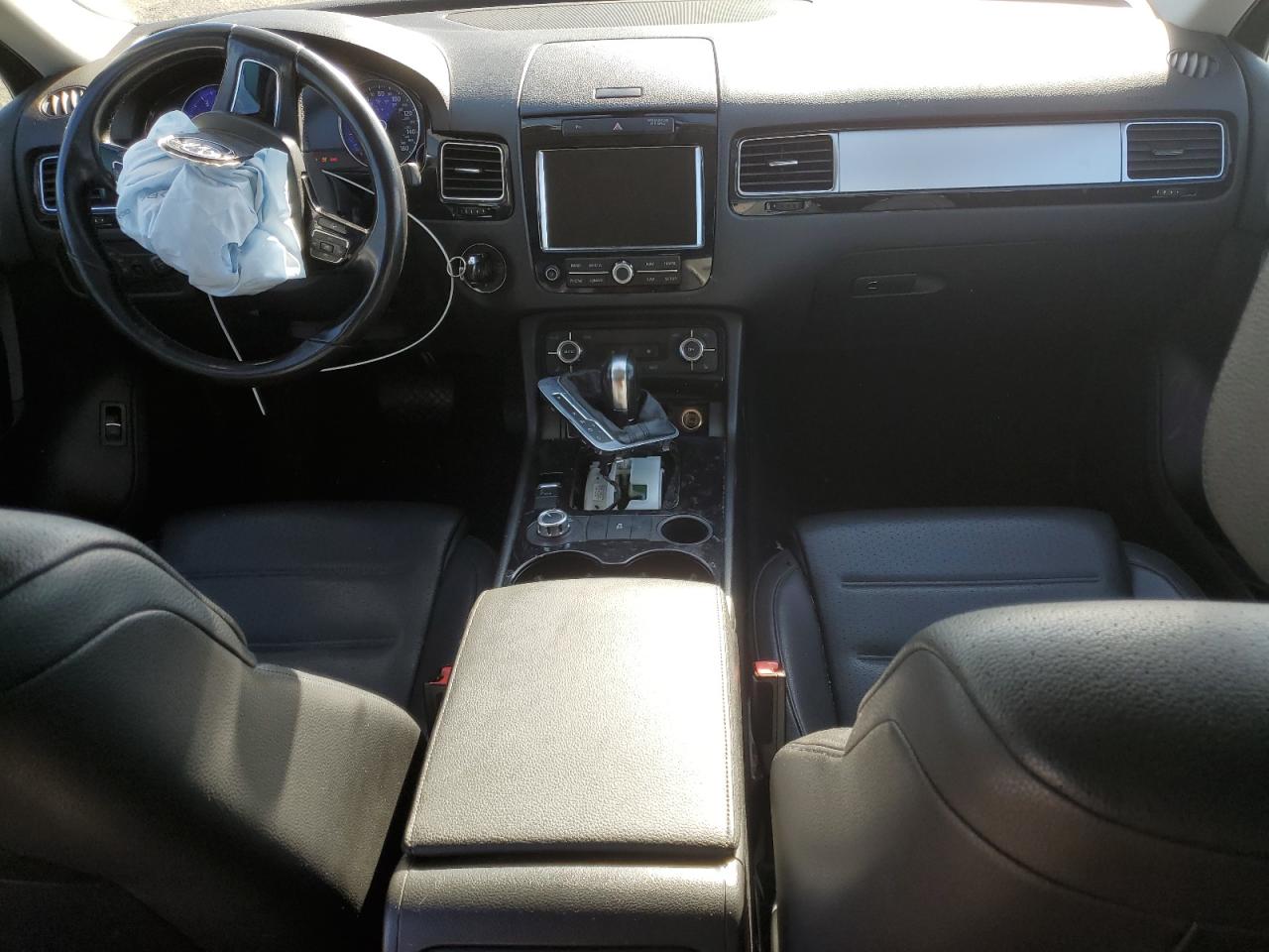 2012 Volkswagen Touareg V6 VIN: WVGFF9BP0CD000211 Lot: 85261445