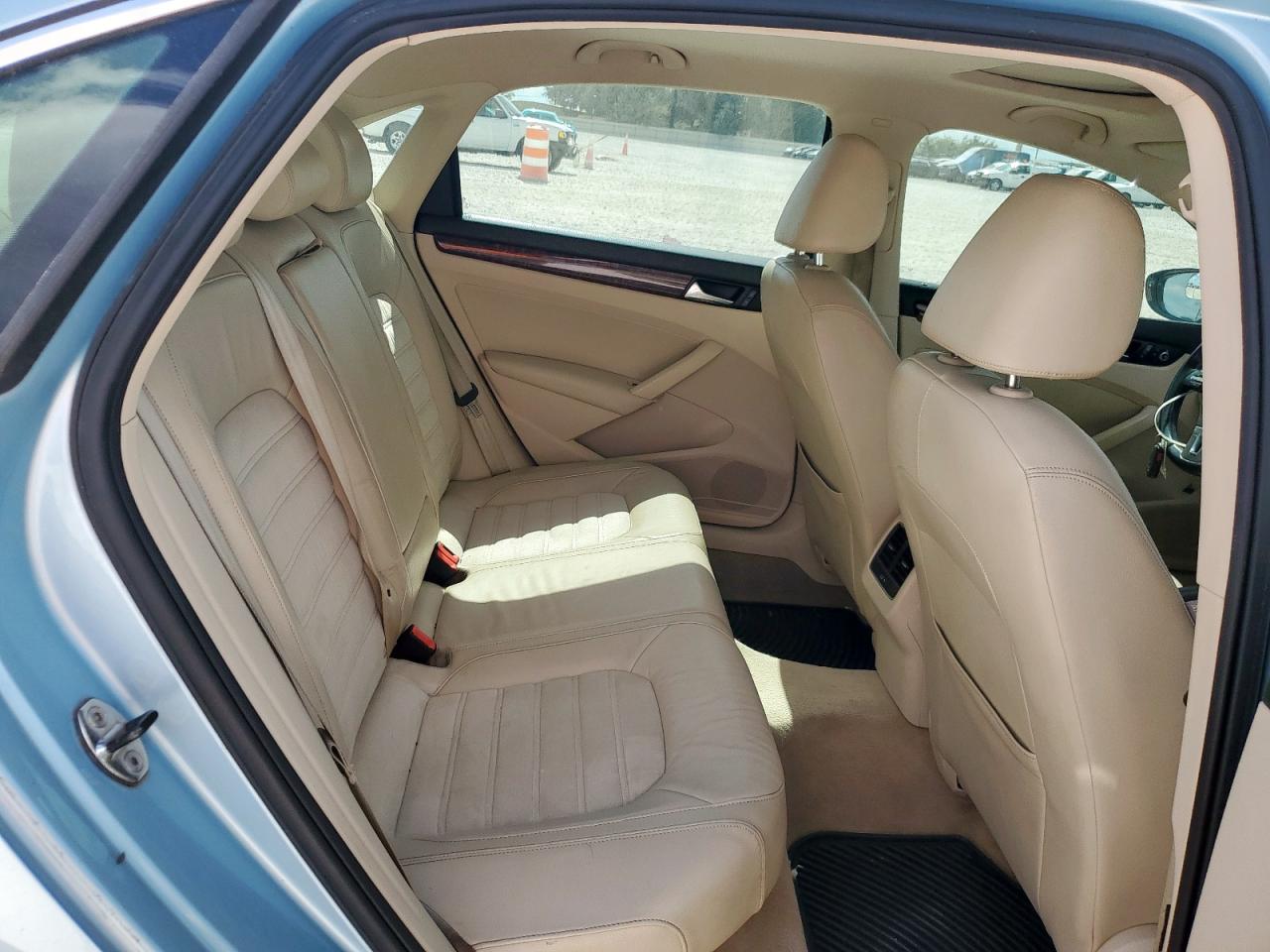 2013 Volkswagen Passat Sel VIN: 1VWCN7A35DC003624 Lot: 85662645