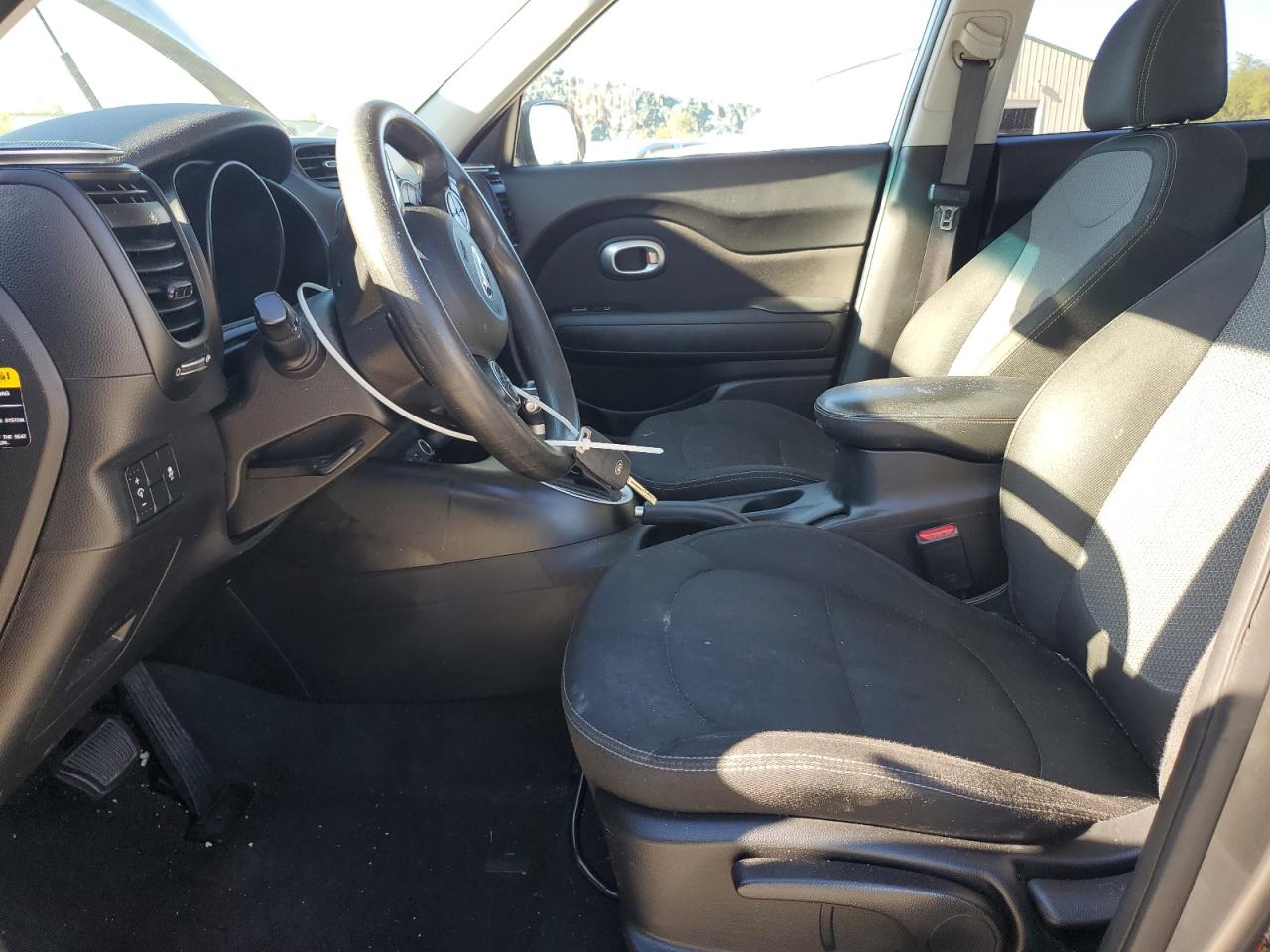 2018 Kia Soul + VIN: KNDJP3A52J7607120 Lot: 82330915