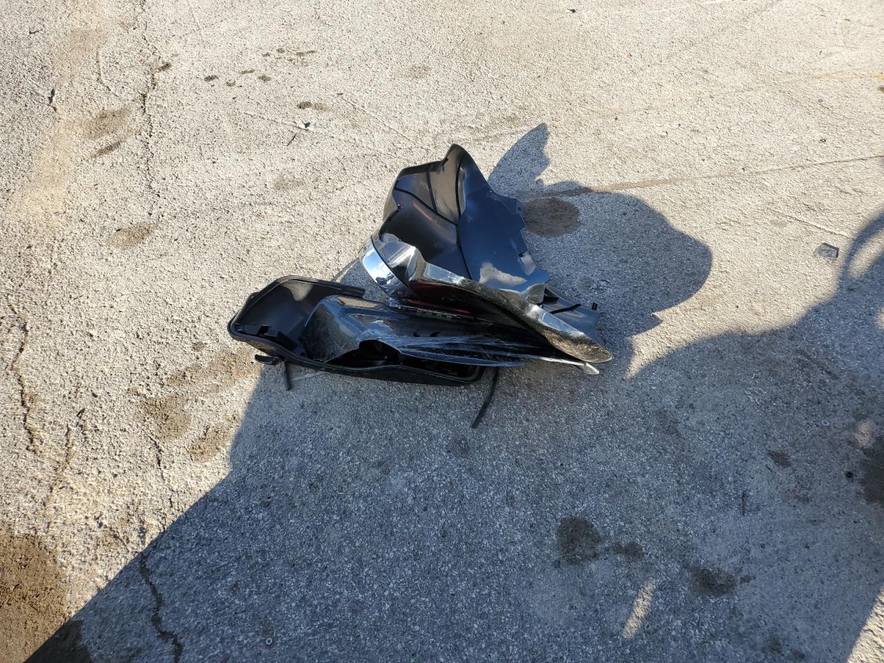 2011 Harley-Davidson Flhx VIN: 1HD1KB417BB676092 Lot: 89615705