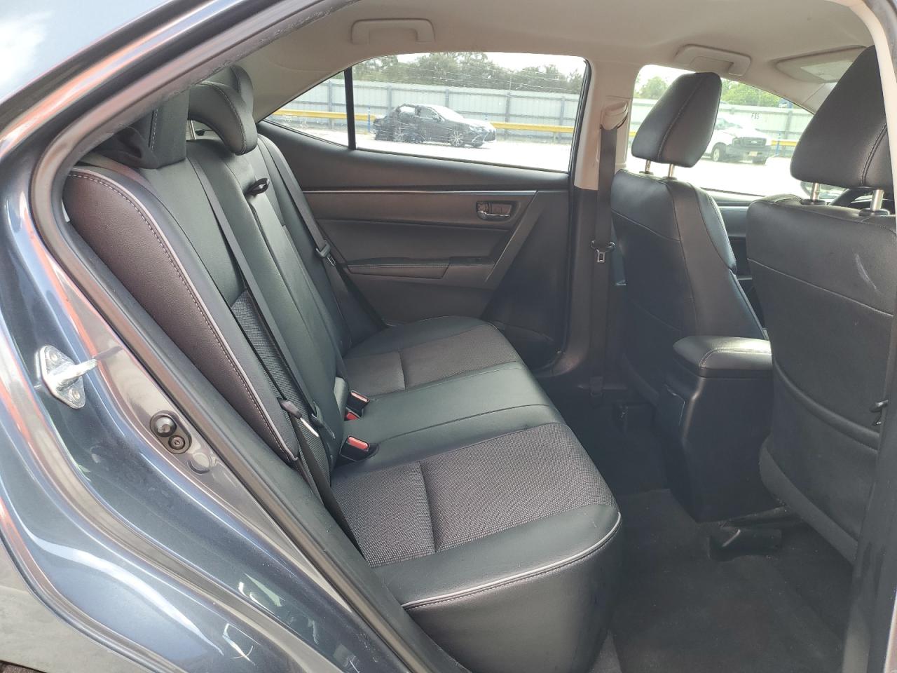 2015 Toyota Corolla L VIN: 2T1BURHE2FC325233 Lot: 82251785