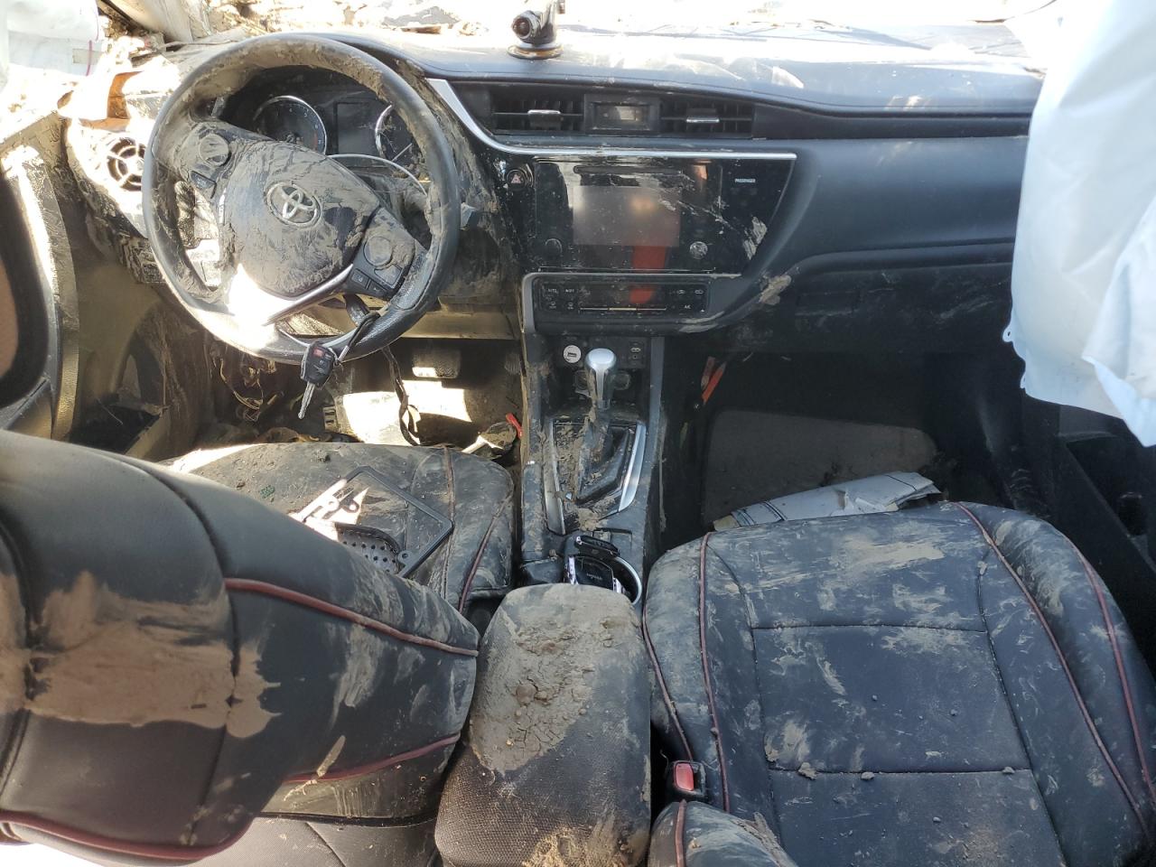 2017 Toyota Corolla L VIN: 5YFBURHE9HP640971 Lot: 82287665