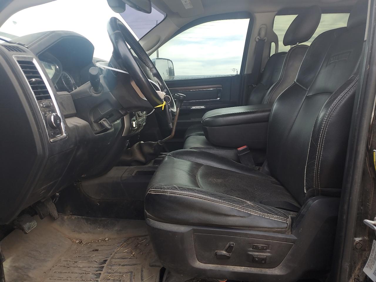 2015 Ram 3500 Laramie VIN: 3C63R3JL9FG570166 Lot: 89888725