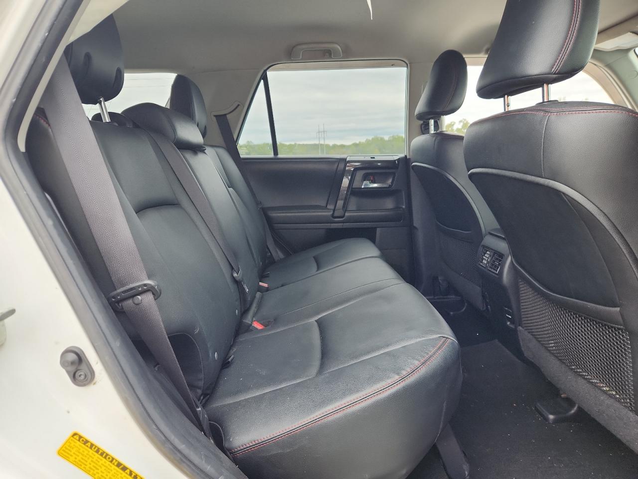 2015 Toyota 4Runner Sr5/Sr5 Premium VIN: JTEBU5JR5F5218689 Lot: 85707265