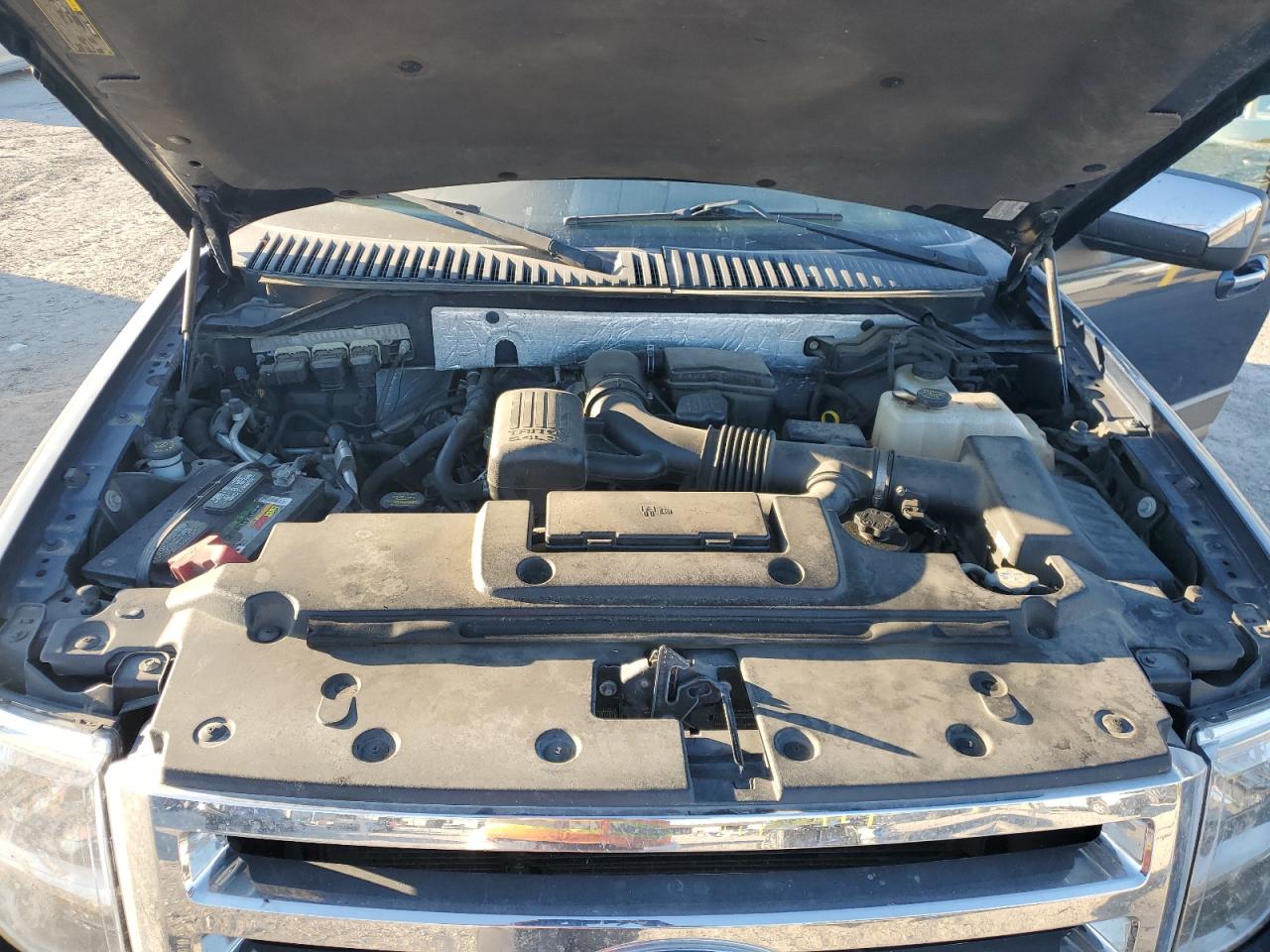 2013 Ford Expedition Xlt VIN: 1FMJU1J53DEF14583 Lot: 82297375