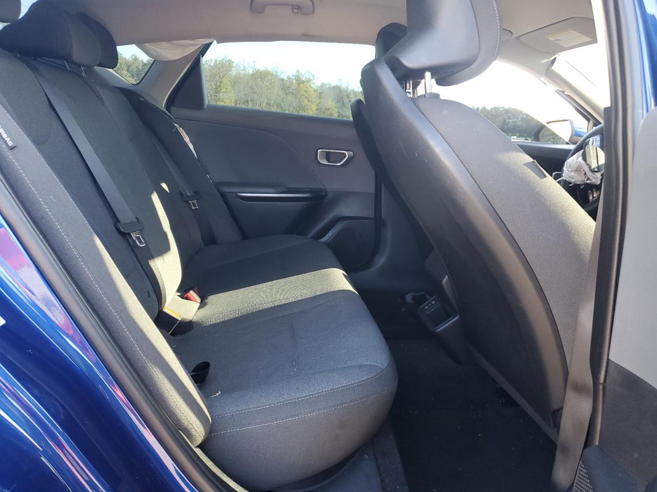 2025 Kia K4 Lx VIN: 3KPFT4DE4SE018011 Lot: 82263135