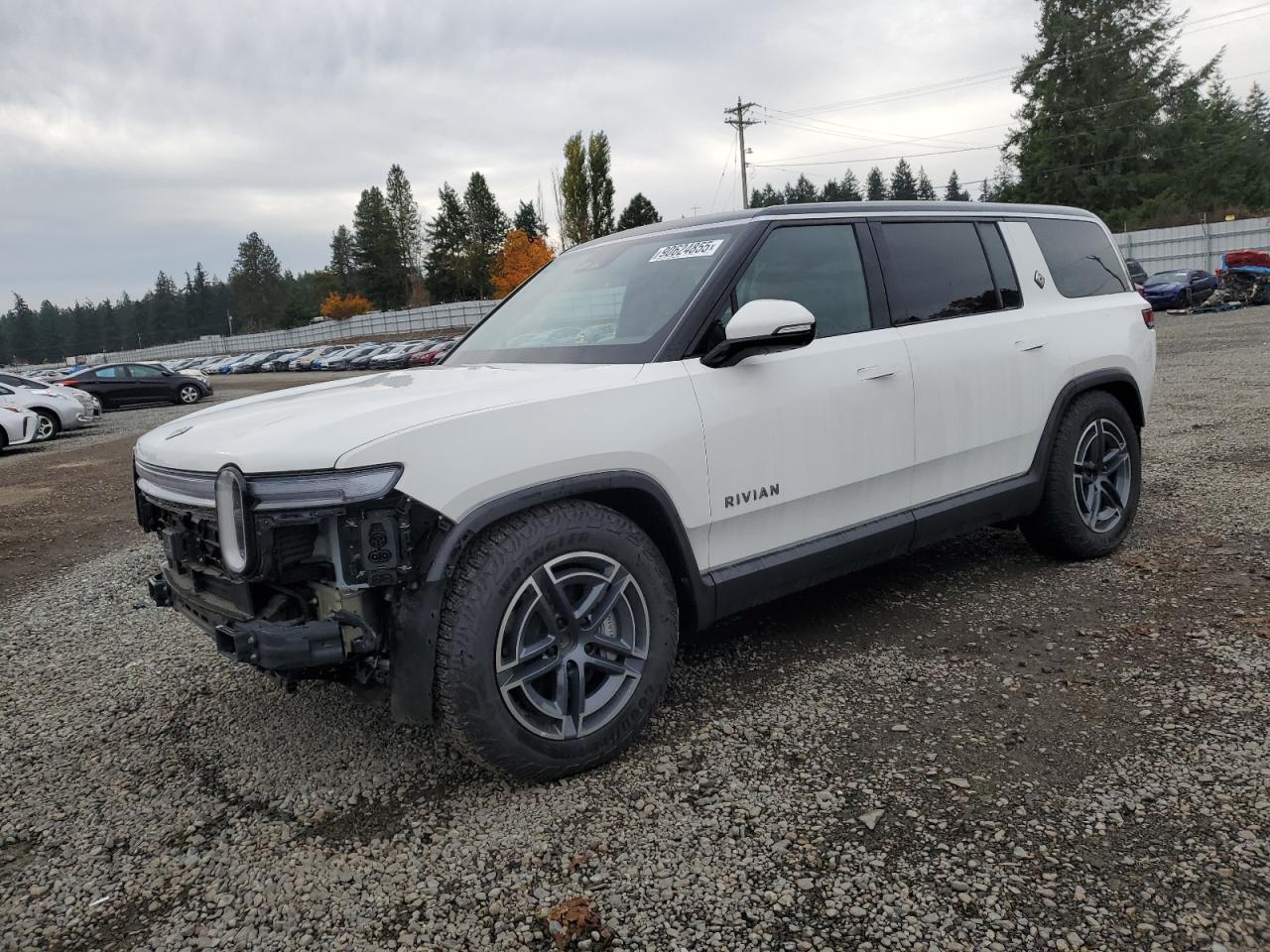 2025 Rivian R1S Adventure white null electric 7PDSGBBAXSN053874 photo #1