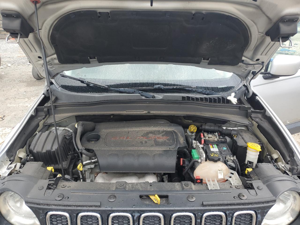 2015 Jeep Renegade Latitude VIN: ZACCJABT0FPB66180 Lot: 86260605