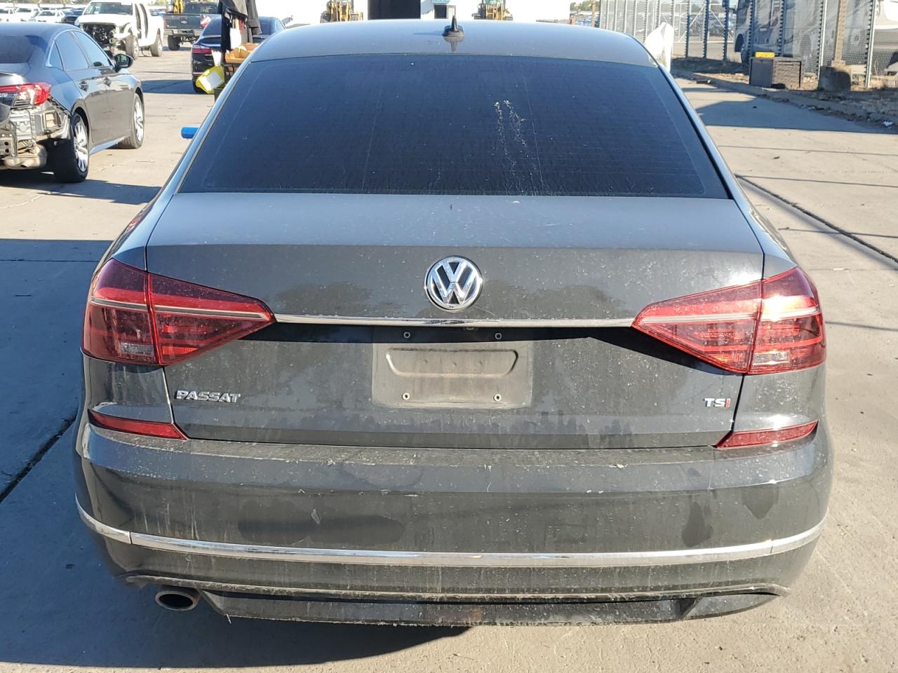 2017 Volkswagen Passat R-Line VIN: 1VWDT7A34HC020267 Lot: 82233945
