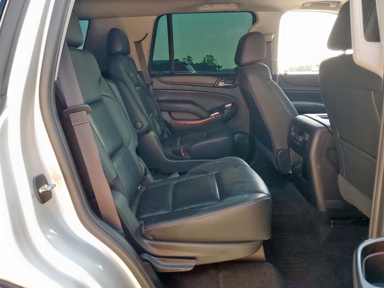 2018 Chevrolet Tahoe C1500 Premier VIN: 1GNSCCKC2JR145070 Lot: 84743725