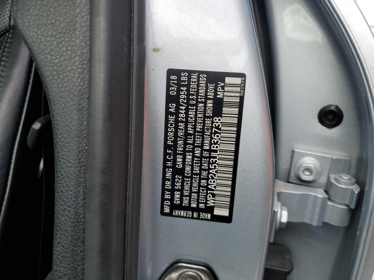 2018 Porsche Macan S VIN: WP1AB2A53JLB36738 Lot: 90838275