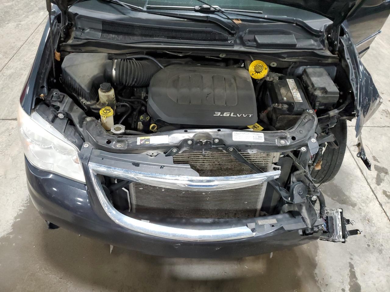 2014 Chrysler Town & Country Touring VIN: 2C4RC1BG4ER325262 Lot: 90451575