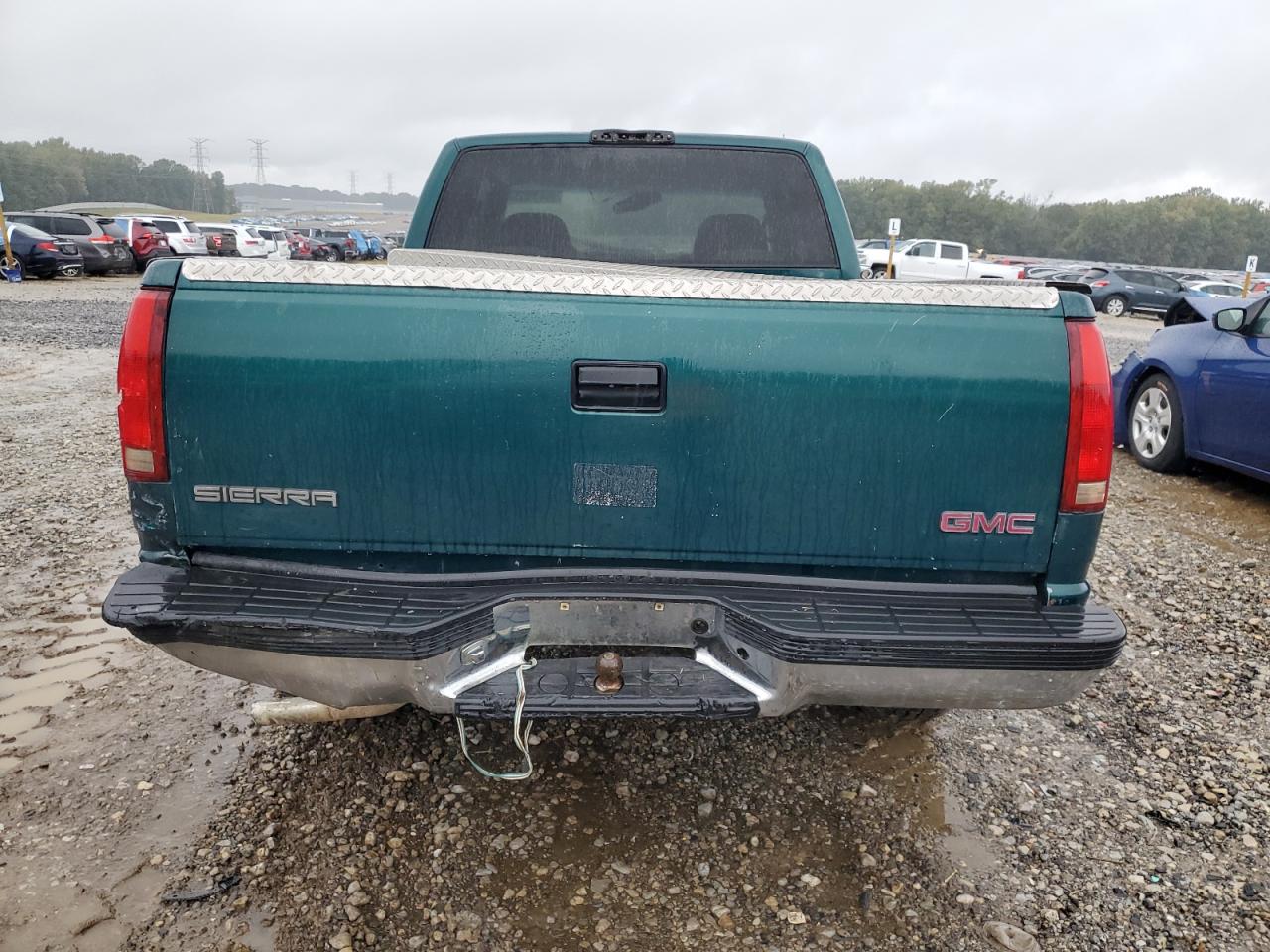 1998 GMC Sierra C1500 VIN: 1GTEC19R7WR509480 Lot: 90499625