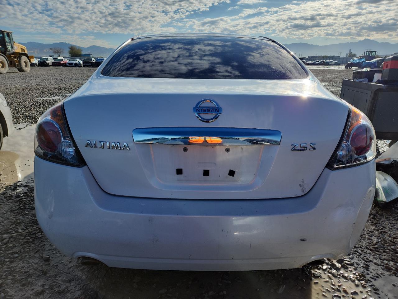 2010 Nissan Altima Base VIN: 1N4AL2AP8AN443106 Lot: 84582385