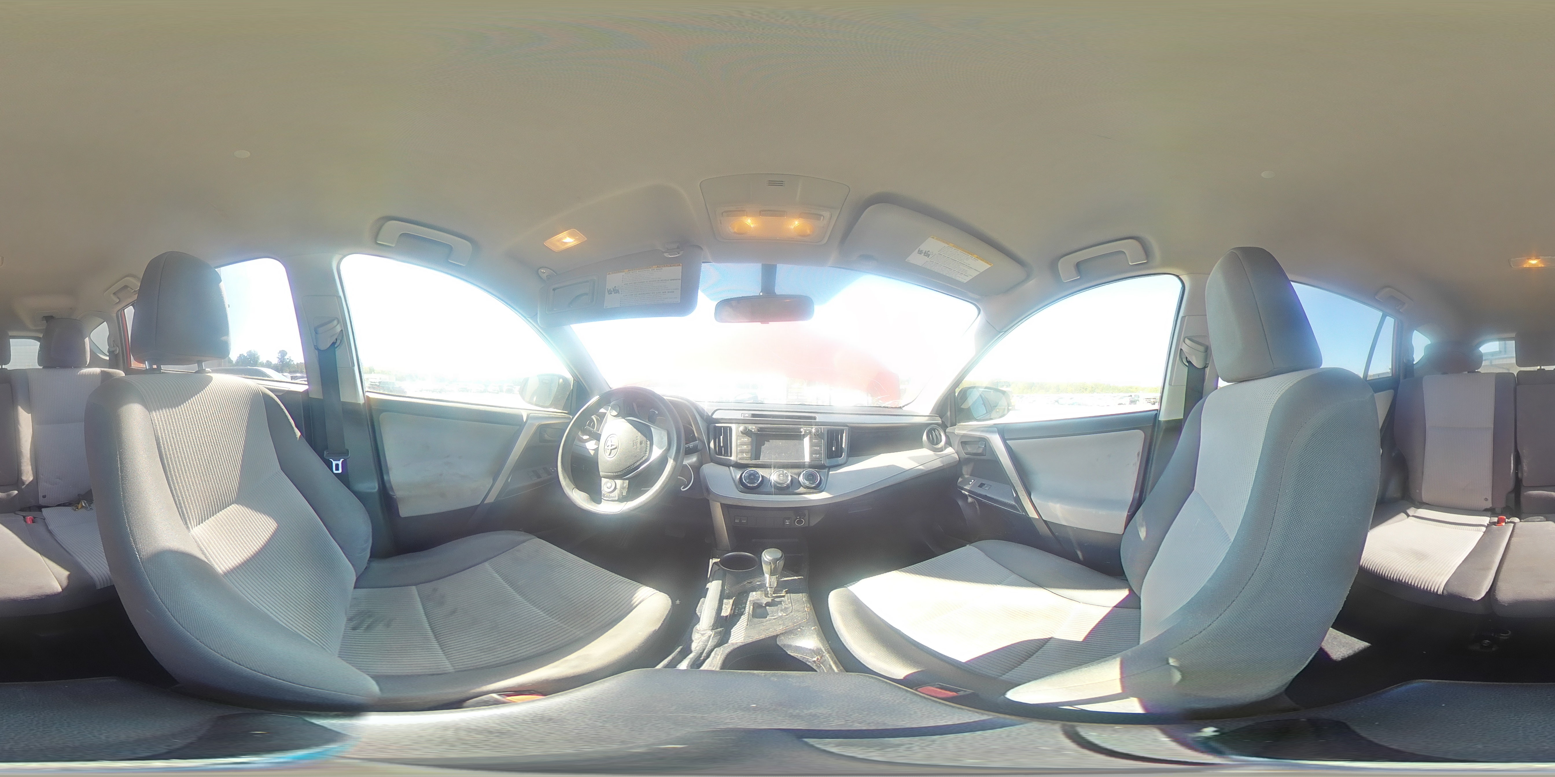 2015 Toyota Rav4 Le VIN: JTMBFREV4FJ038141 Lot: 85391725