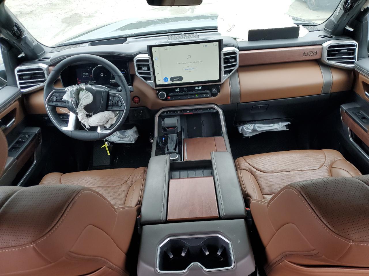 2025 Toyota Tundra Crewmax Platinum VIN: 5TFMC5DBXSX100876 Lot: 82356265