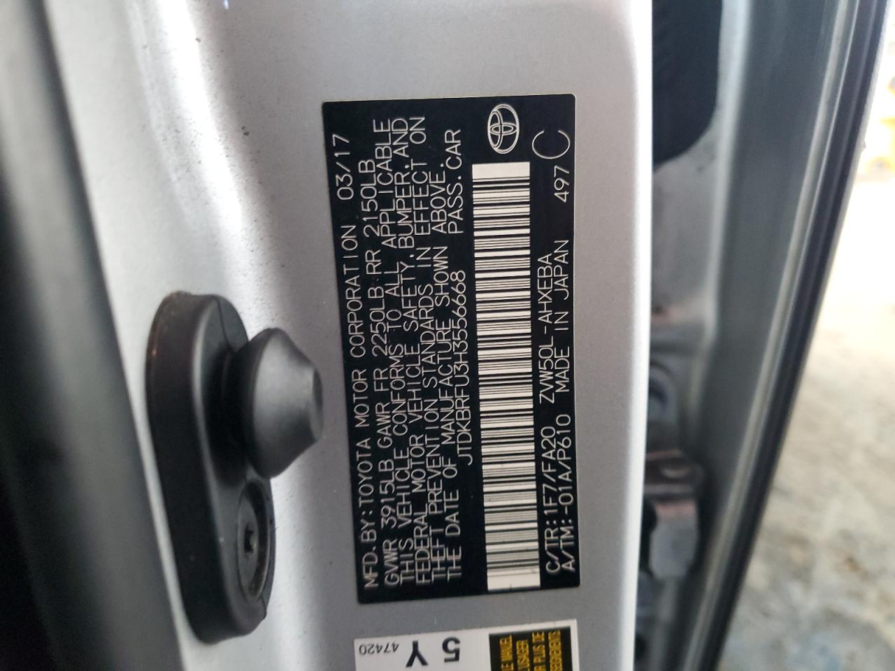 2017 Toyota Prius VIN: JTDKBRFU3H3556668 Lot: 86825365