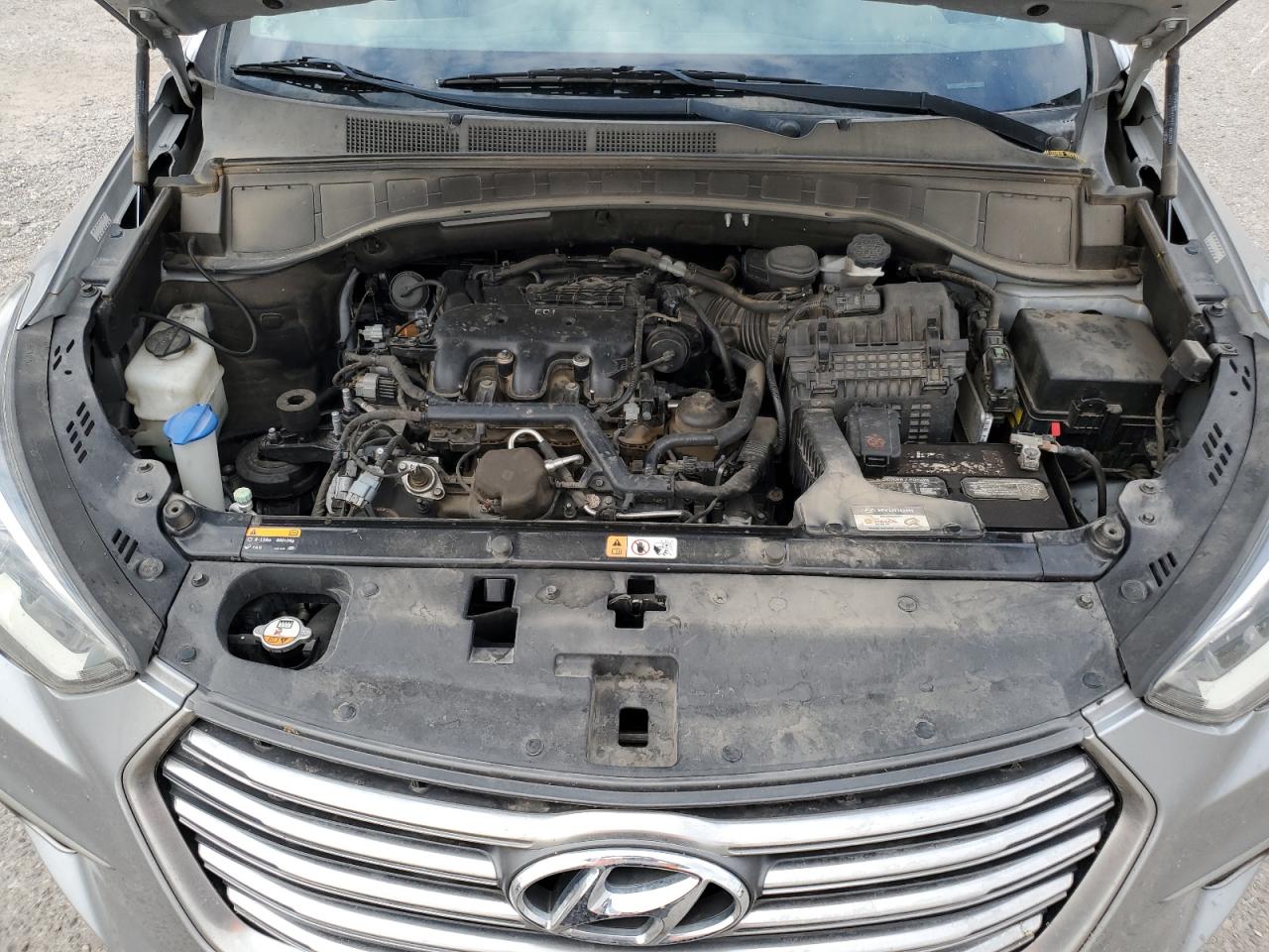 2017 Hyundai Santa Fe Se VIN: KM8SMDHF0HU227587 Lot: 86111125