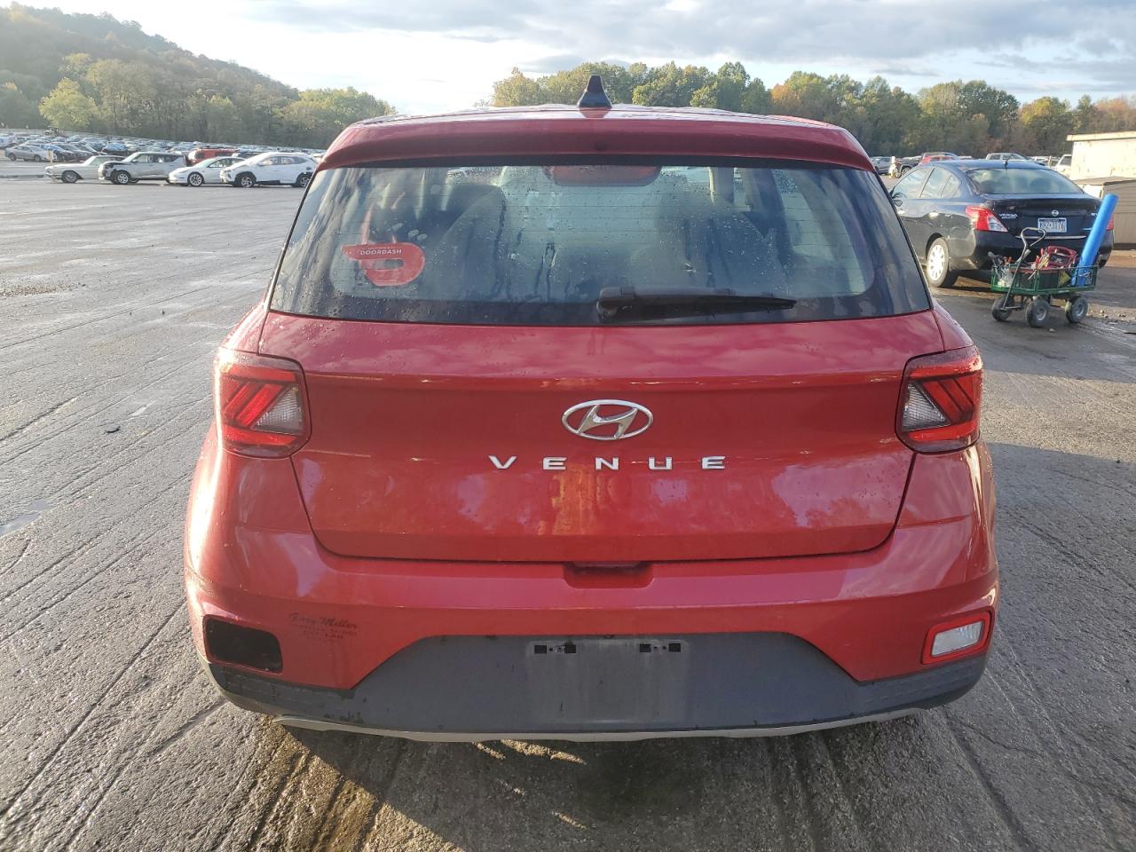 2022 Hyundai Venue Se VIN: KMHRB8A32NU186113 Lot: 87057505