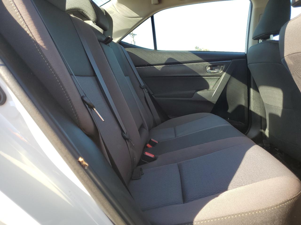 2017 Toyota Corolla L VIN: 2T1BURHE8HC879542 Lot: 84477975