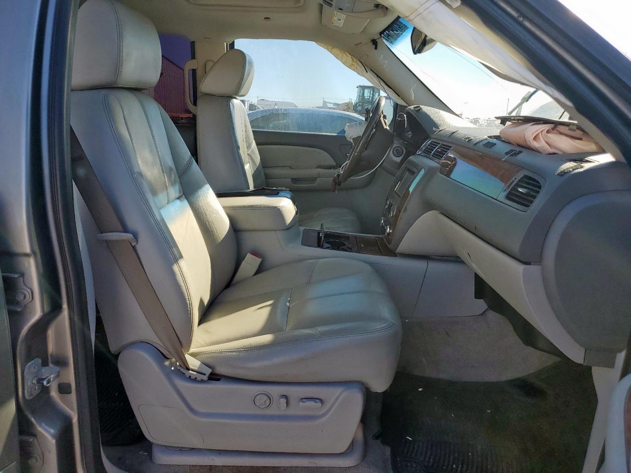 2008 Chevrolet Tahoe C1500 VIN: 1GNFC13038R169222 Lot: 82784935