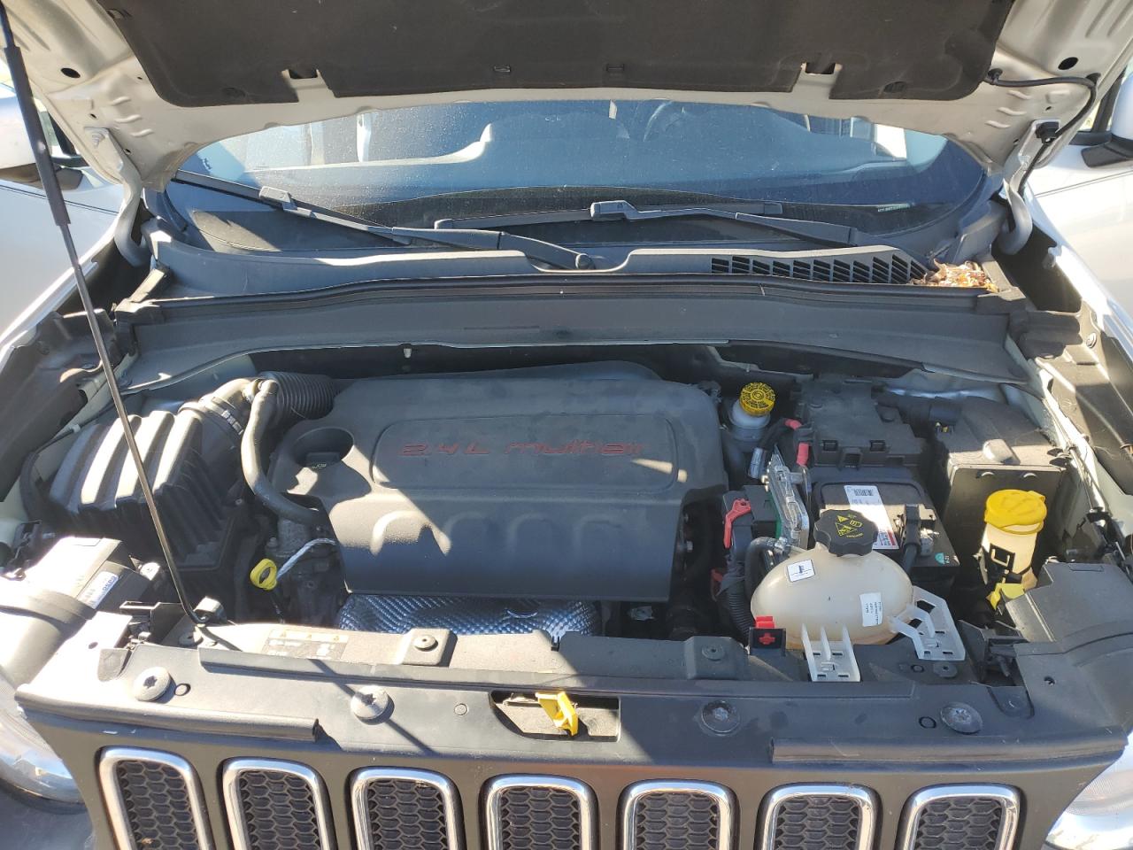 2016 Jeep Renegade VIN: ZACCJBBT0GPE02053 Lot: 82546135