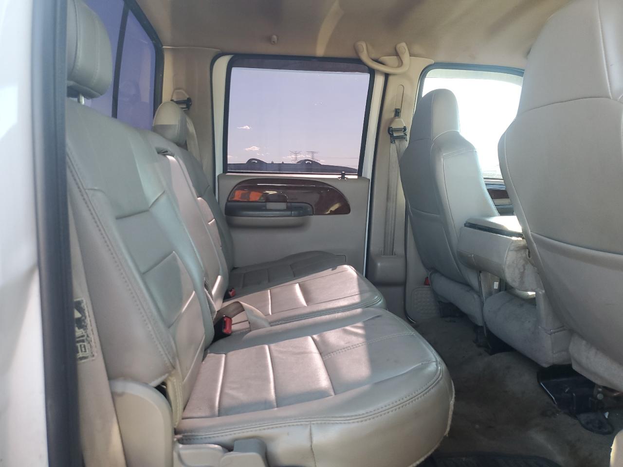 2000 Ford F250 Super Duty VIN: 1FTNW21F7YEE21800 Lot: 85504015