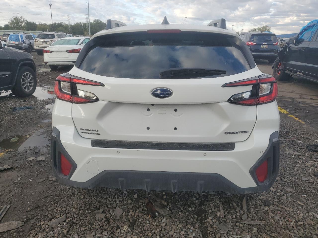 2024 Subaru Crosstrek Limited VIN: 4S4GUHM65R3806973 Lot: 85750325