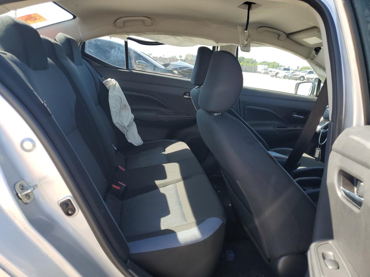 2025 Nissan Versa Sv VIN: 3N1CN8EV3SL833768 Lot: 83846555