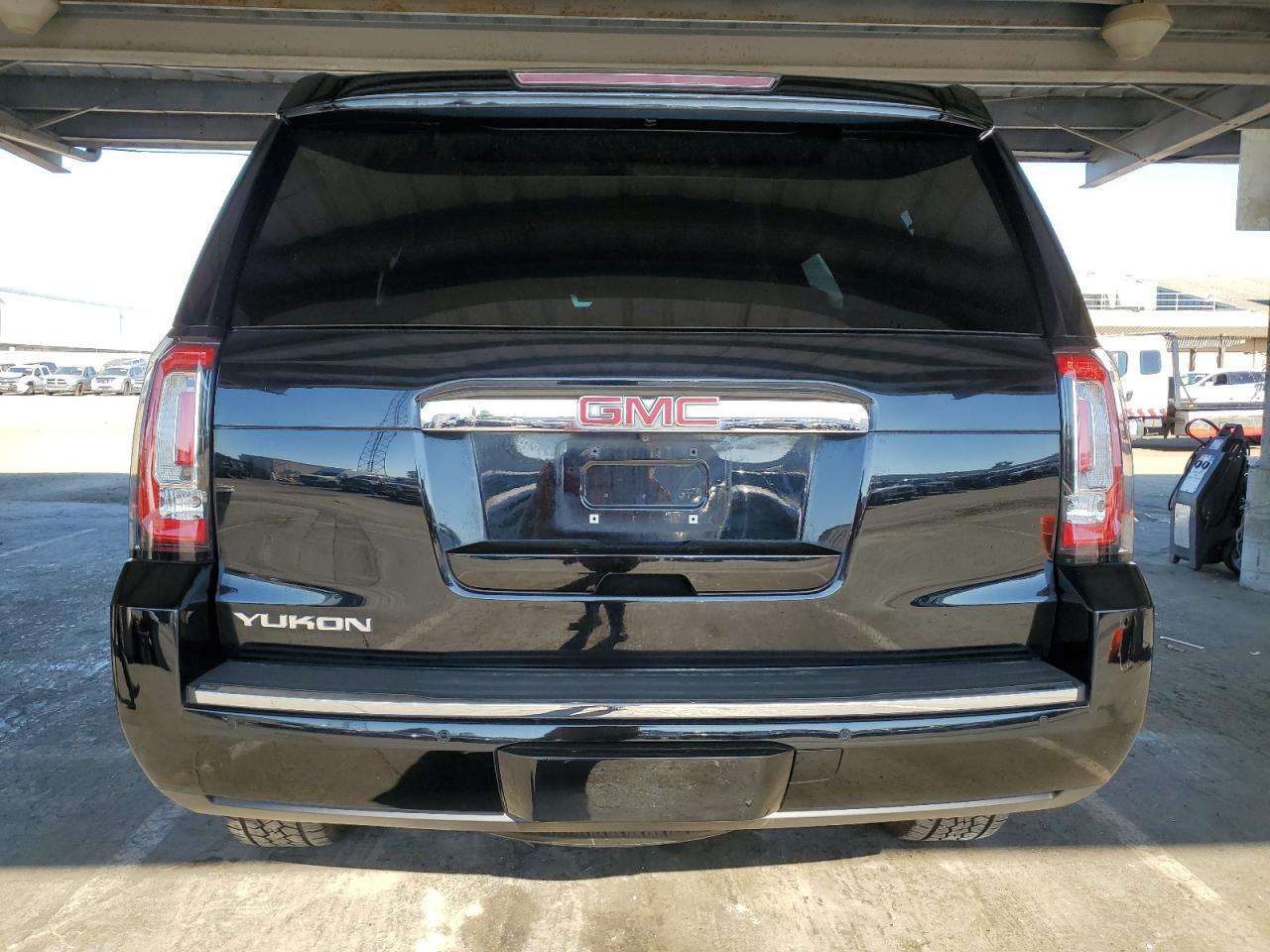 2016 GMC Yukon Denali VIN: 1GKS1CKJXGR114661 Lot: 85590455
