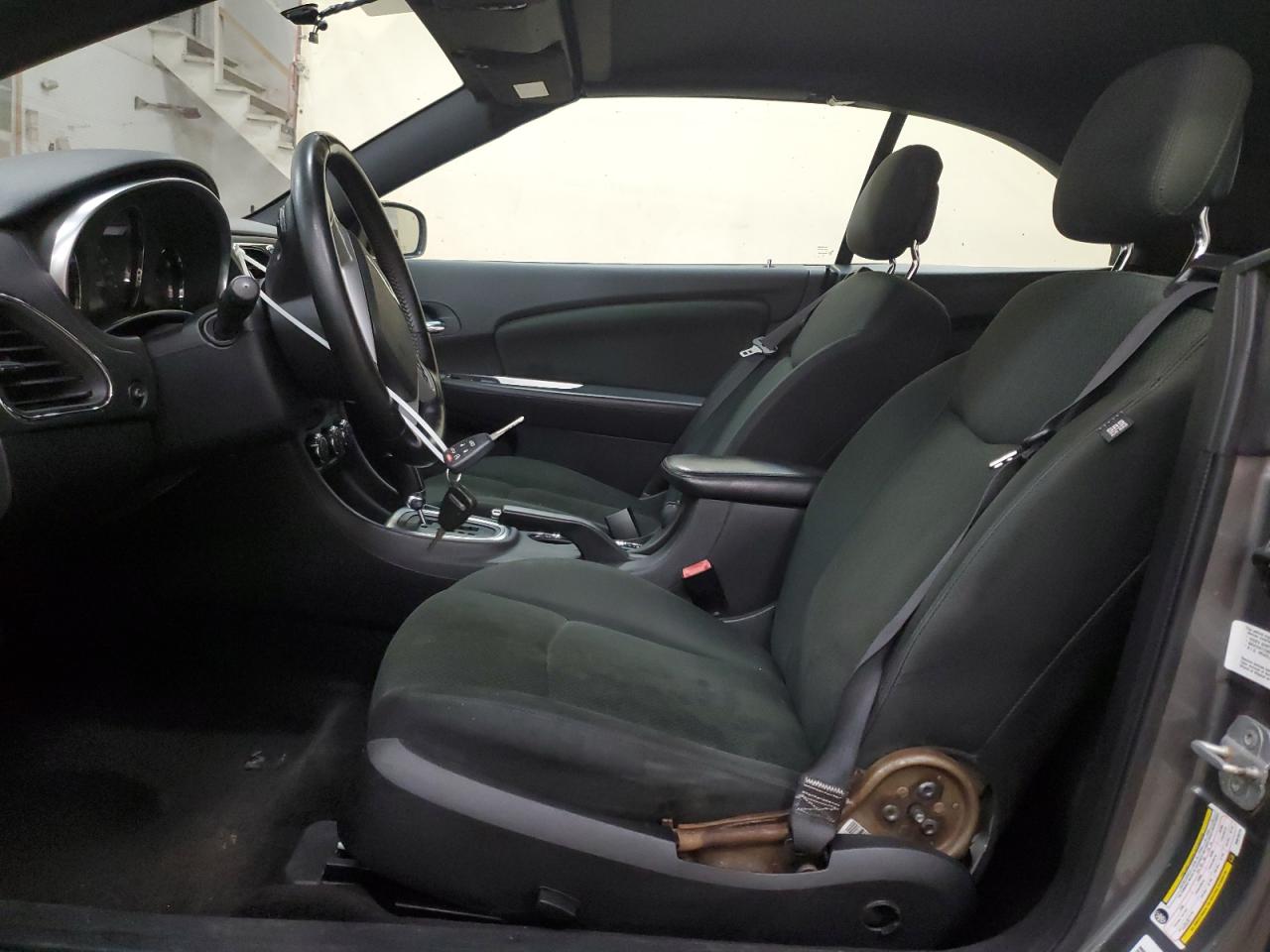 2011 Chrysler 200 Touring VIN: 1C3BC2EGXBN616218 Lot: 84971555