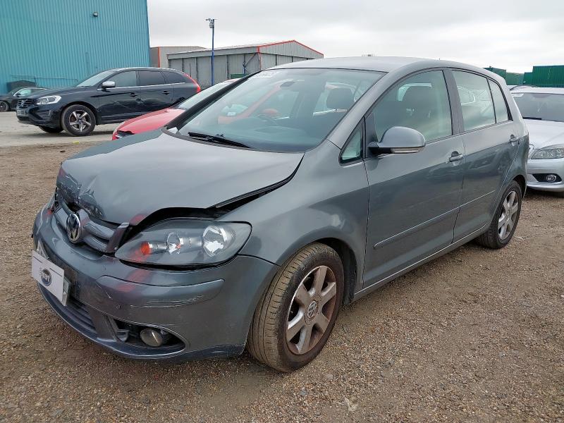 2007 VOLKSWAGEN GOLF PLUS 1.6 SE FSI 5DR AUTO for sale at Copart ROCHFORD