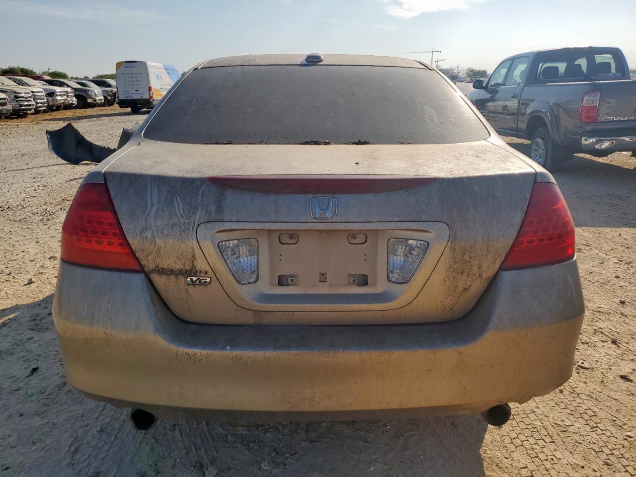 2007 Honda Accord Ex VIN: 1HGCM665X7A055777 Lot: 86133775