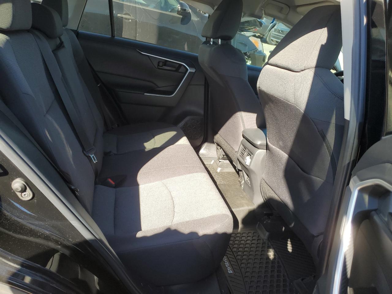 2022 Toyota Rav4 Le VIN: 2T3Z1RFV9NW187088 Lot: 85821575