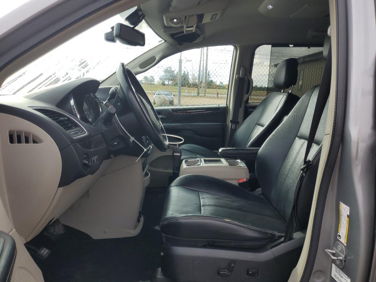 2014 Chrysler Town & Country Touring L VIN: 2C4RC1CG4ER252327 Lot: 82375805