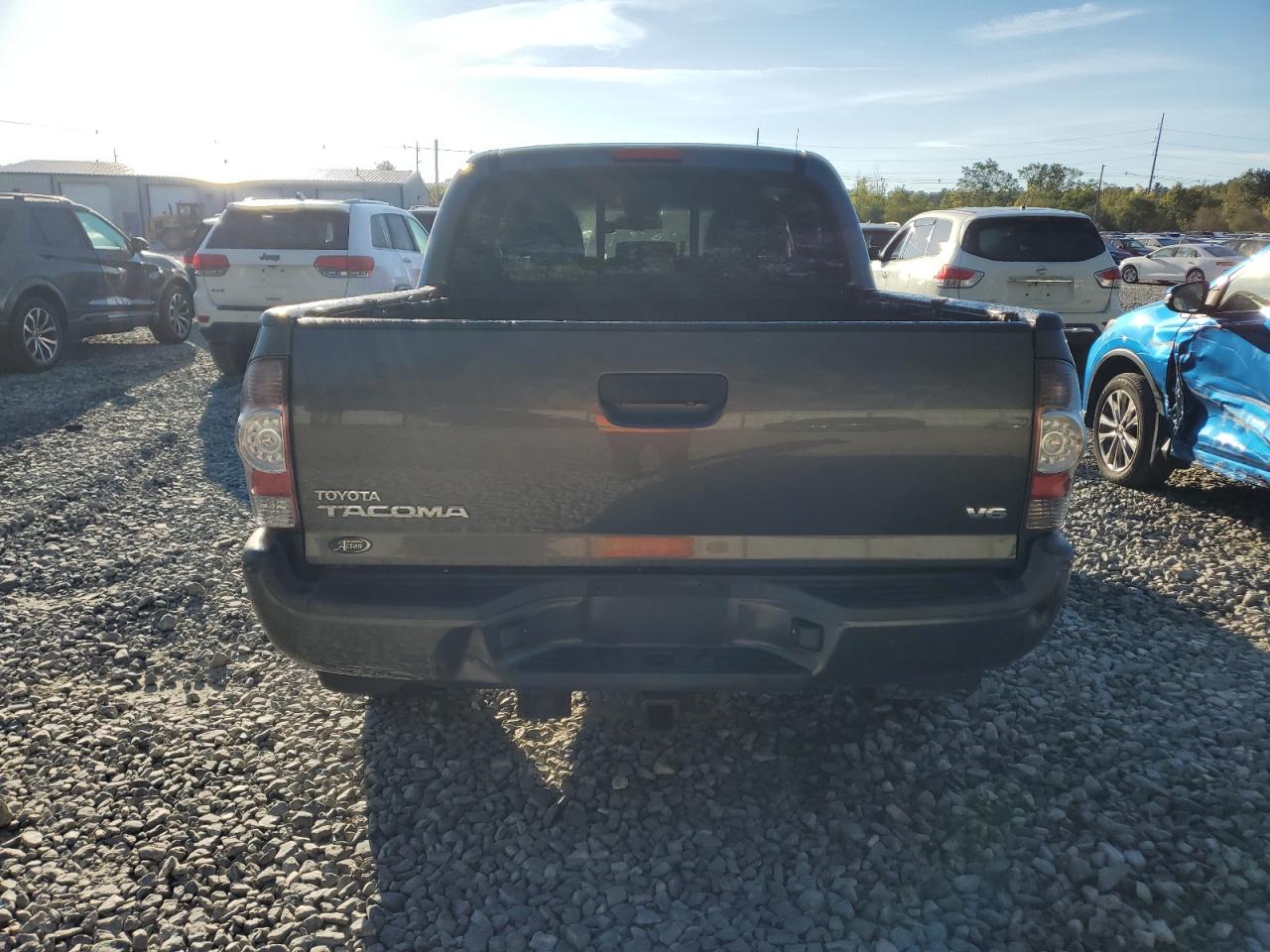2013 Toyota Tacoma Double Cab VIN: 3TMLU4EN6DM117372 Lot: 84928835