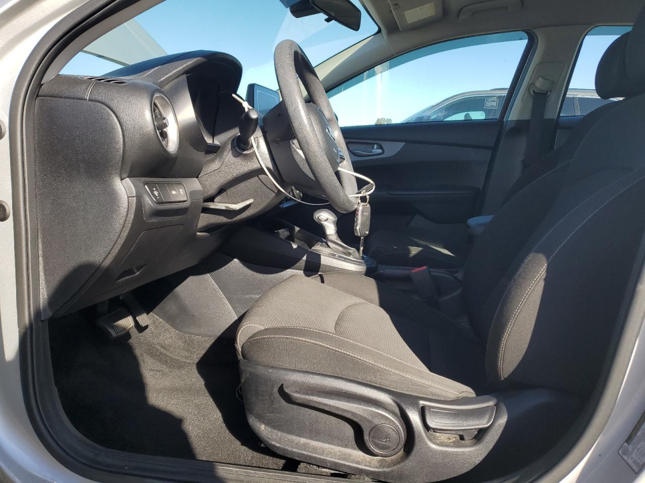 2019 Kia Forte Fe VIN: 3KPF24AD1KE103273 Lot: 84995375