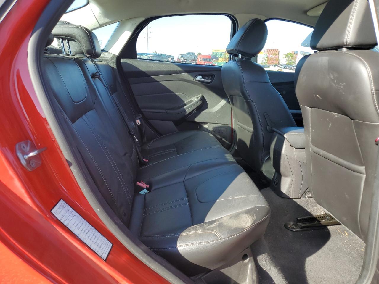 2014 Ford Focus Se VIN: 1FADP3F26EL433695 Lot: 82422855